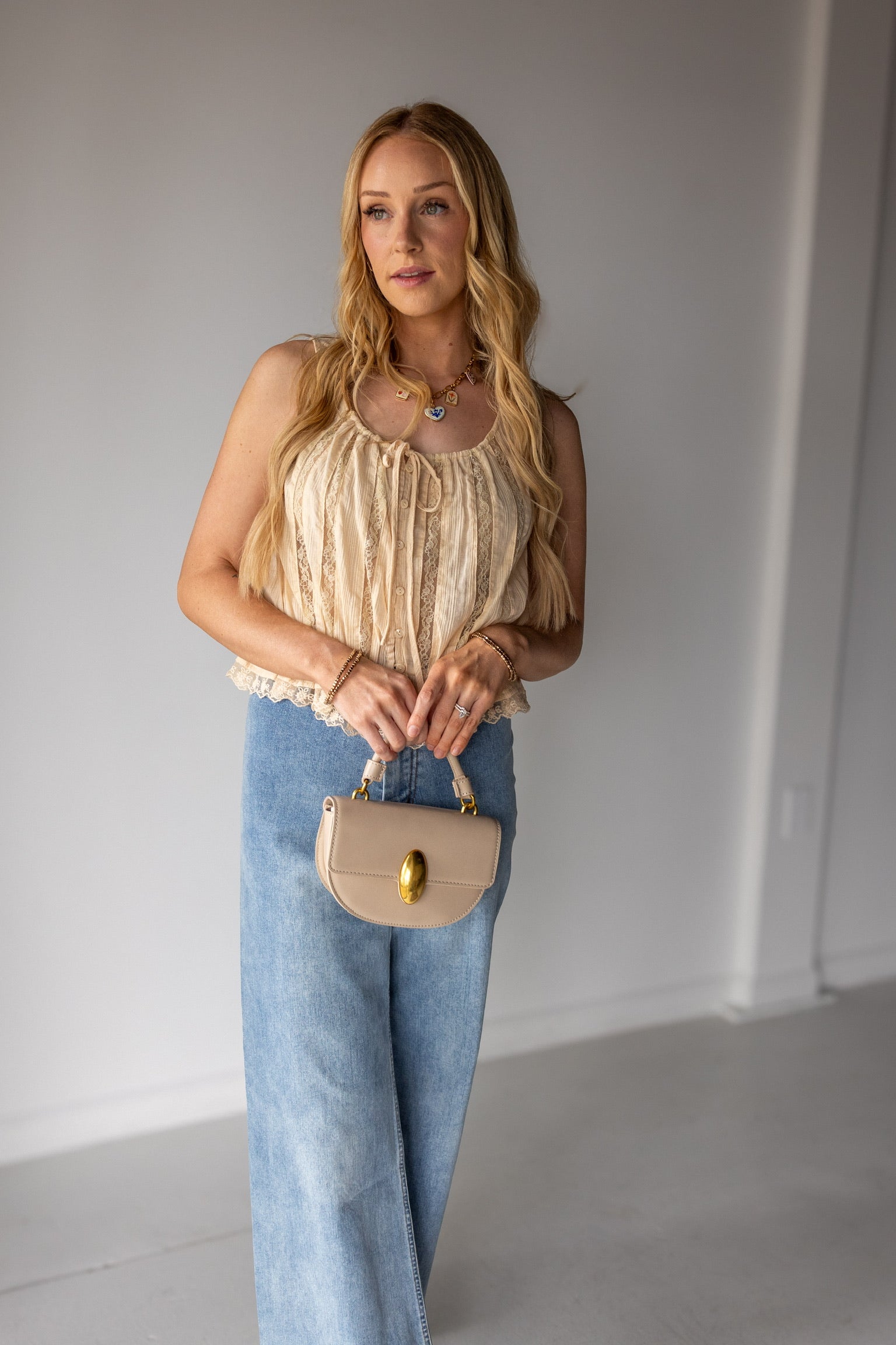 Denim & Daisies