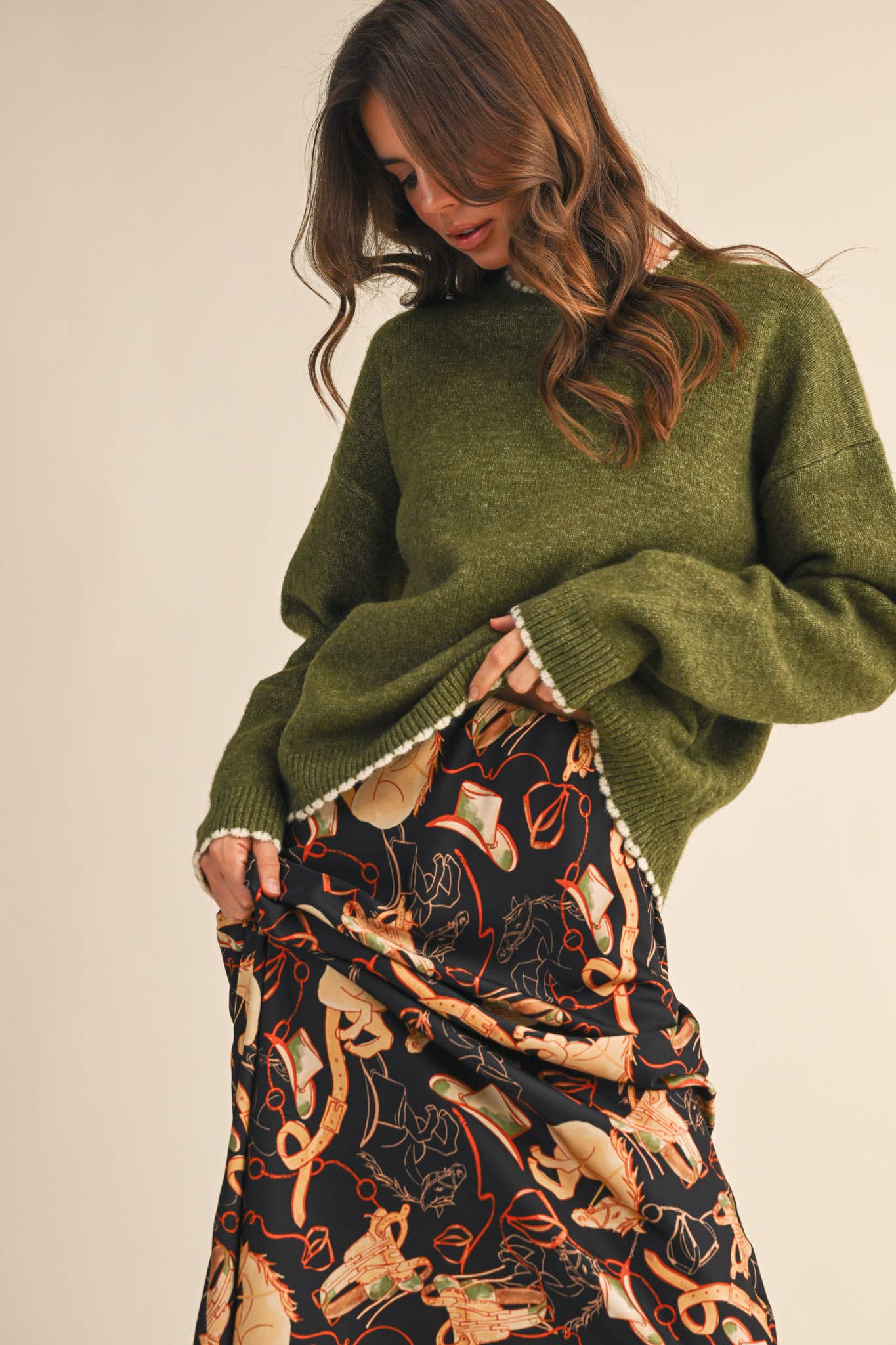 Fiona Contrast Scallop Knit Sweater