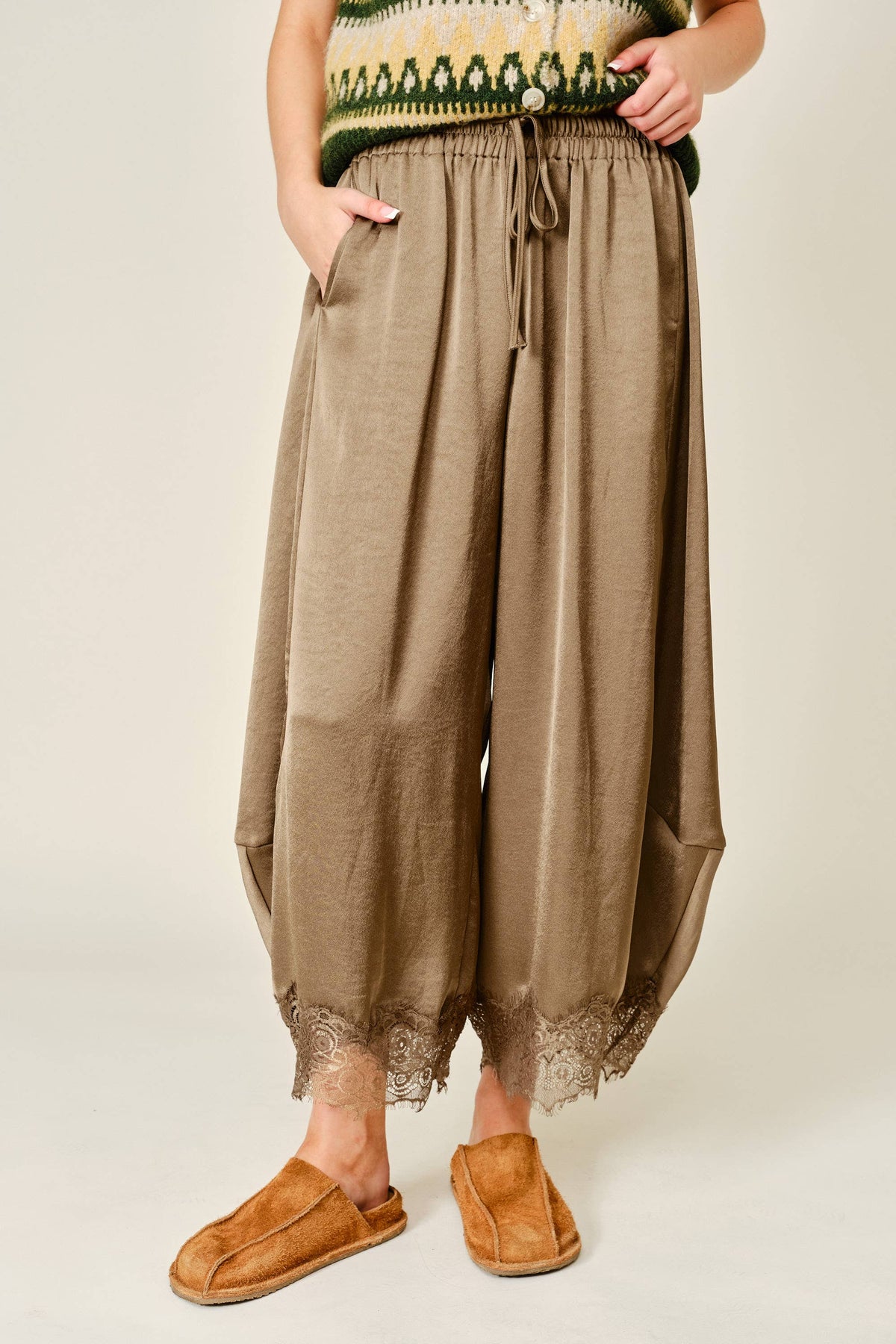 The Olive Lace Barrel Pant