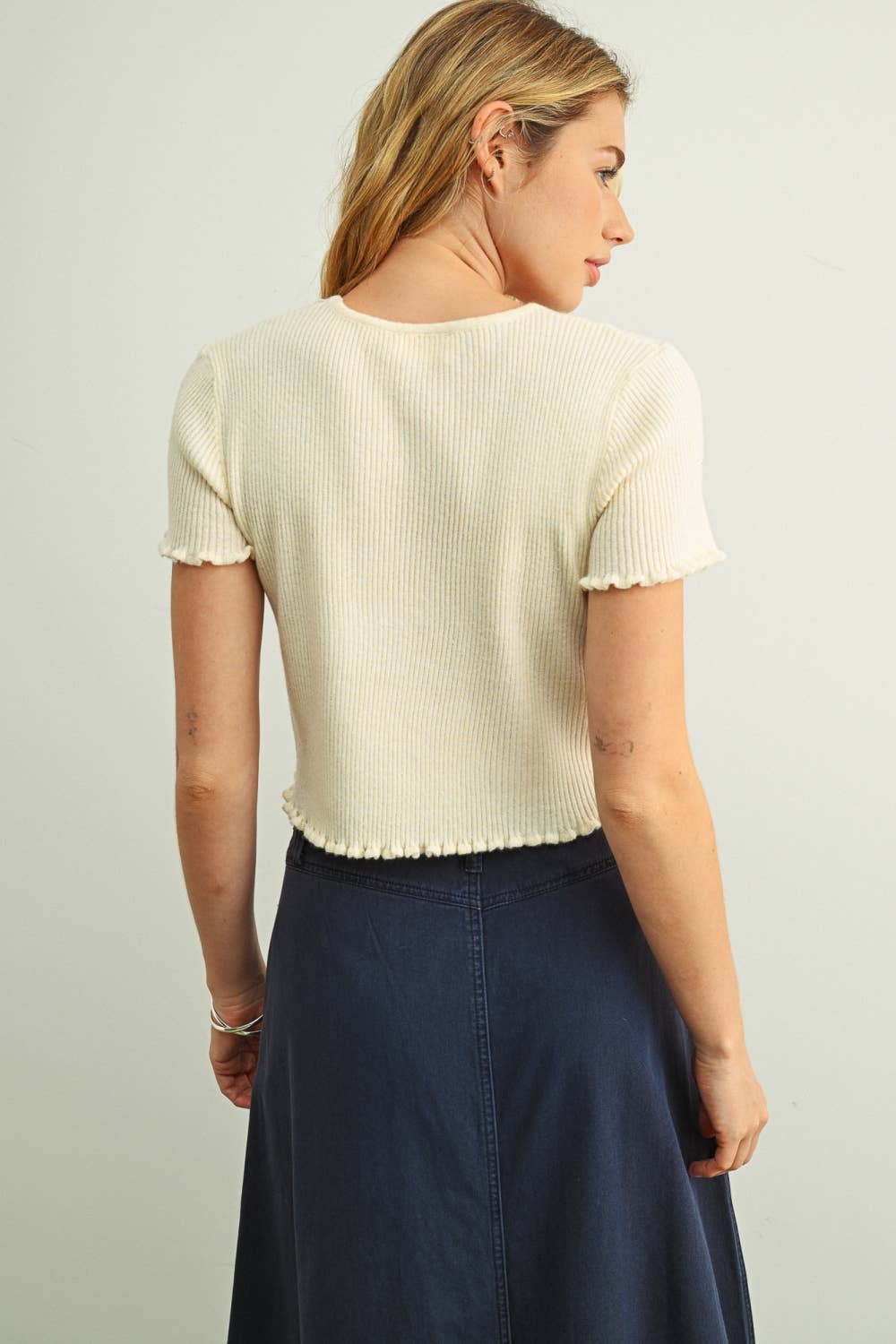 Rosie Ruffle Hem Ribbed Top in Butter