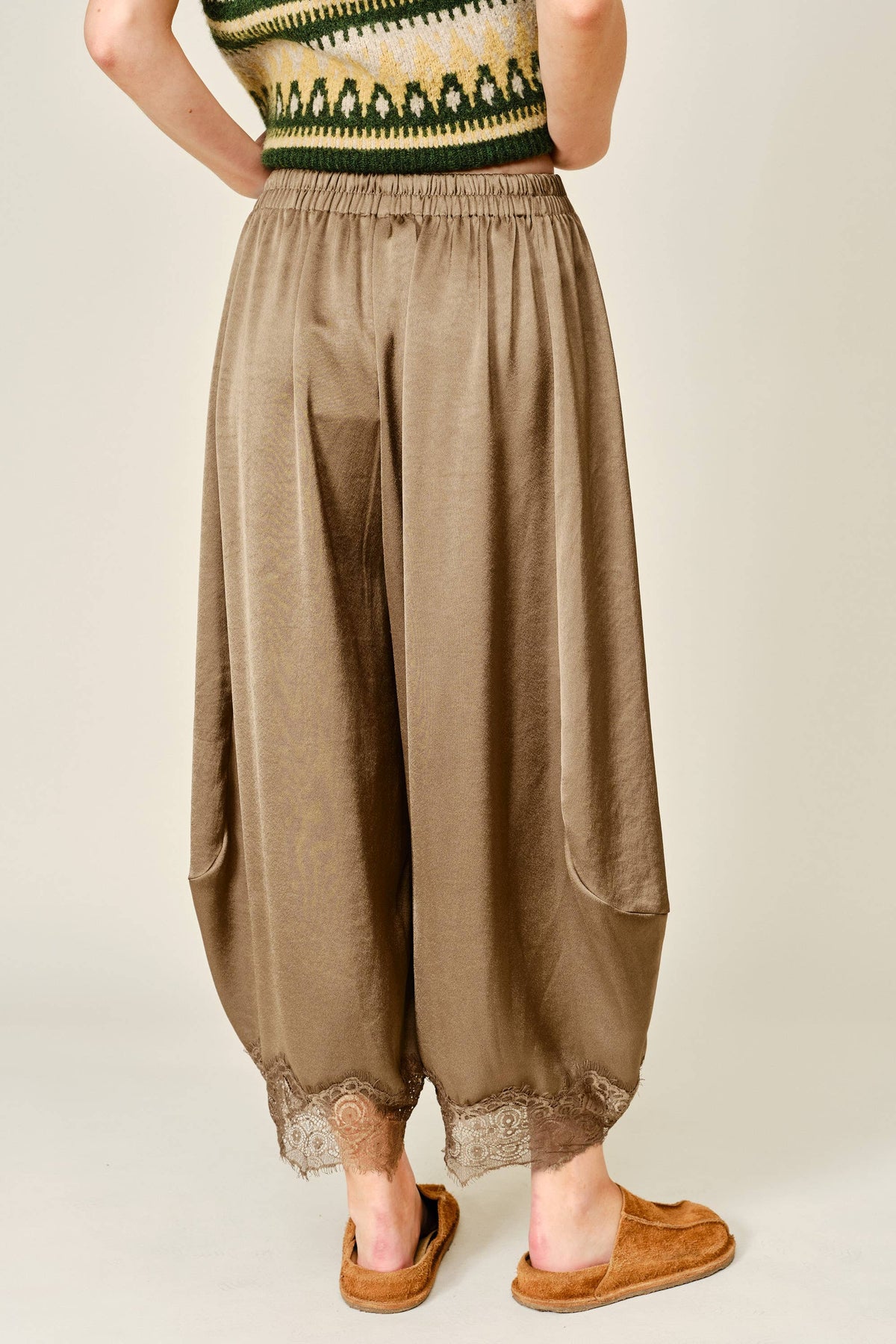 The Olive Lace Barrel Pant