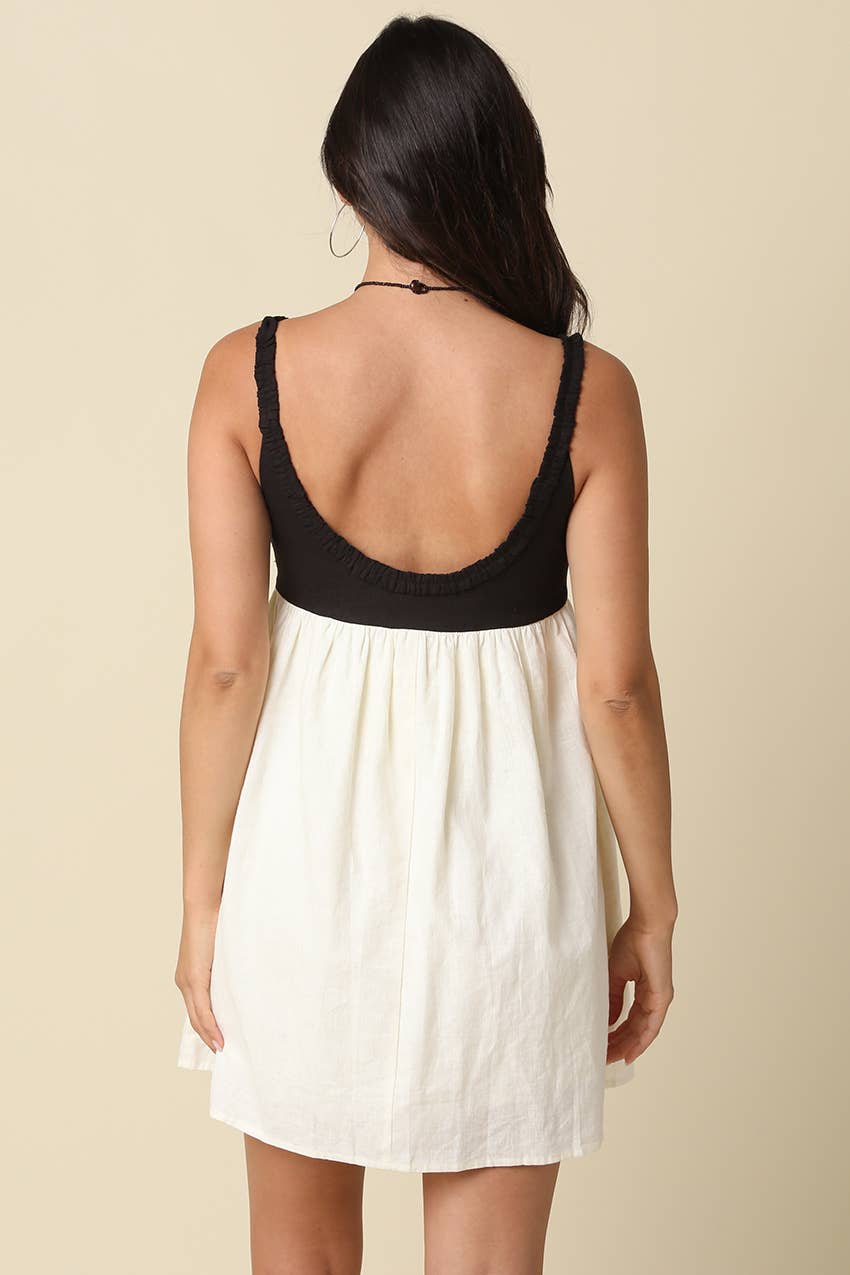 Kamari Contrast Mini Dress in Black & Cream