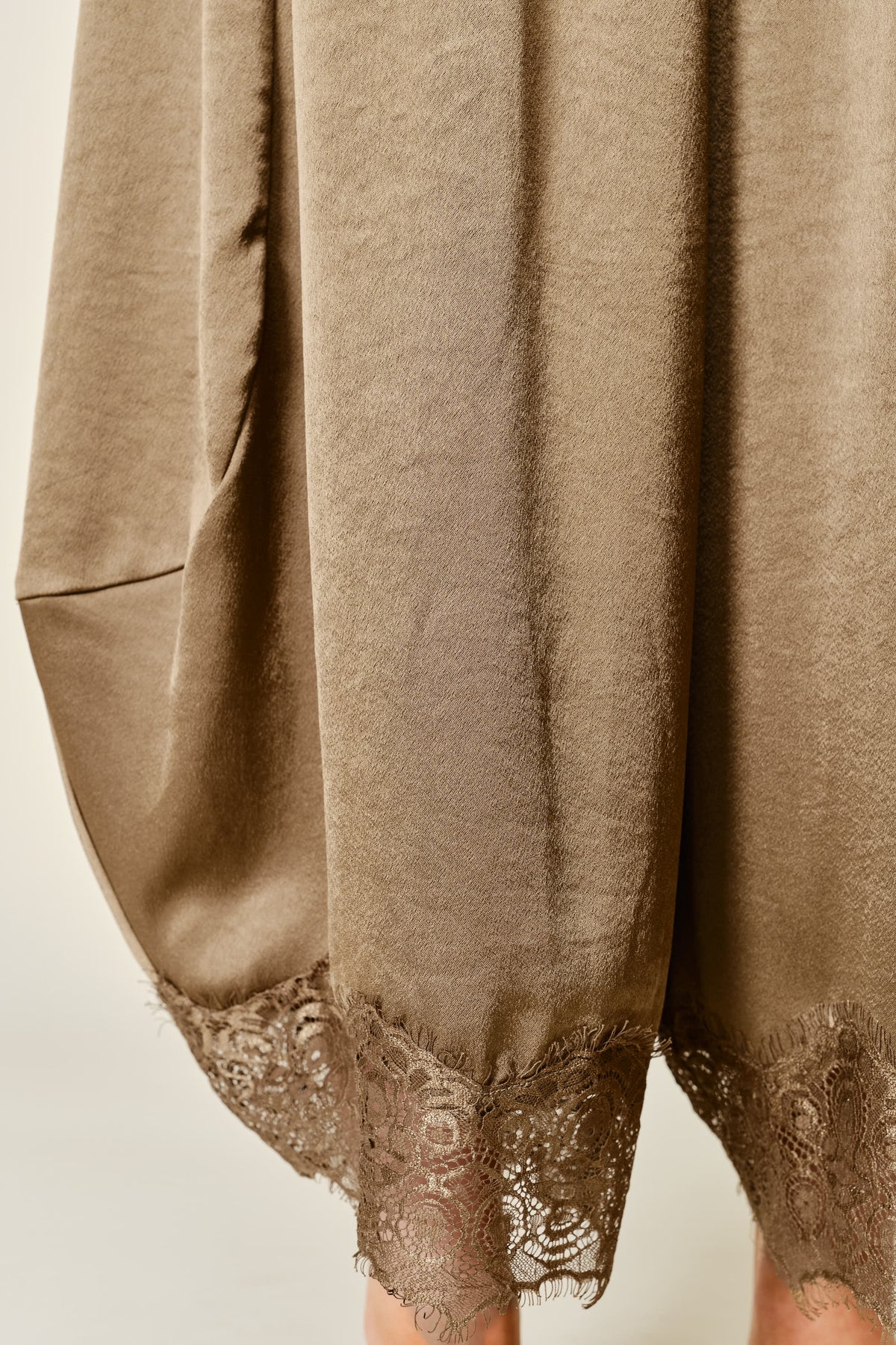 The Olive Lace Barrel Pant