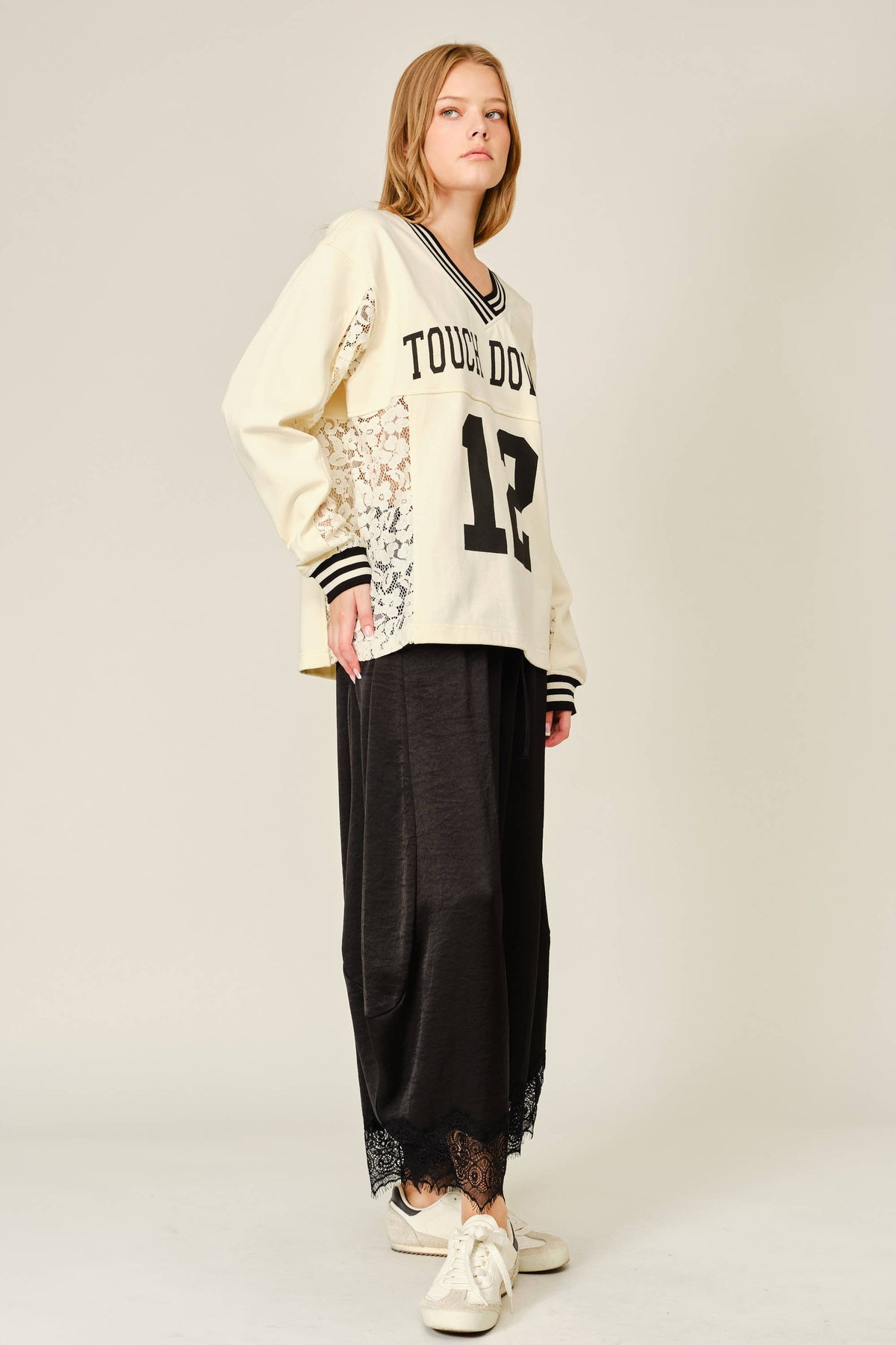 The Noir Lace Barrel Pant