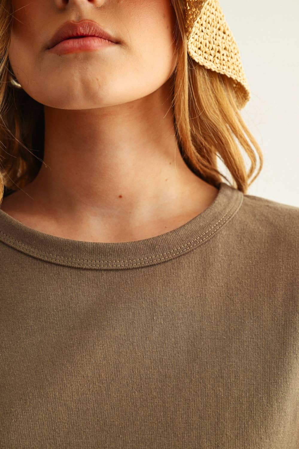 Lena Linen Knit Crew Top in Oatmeal