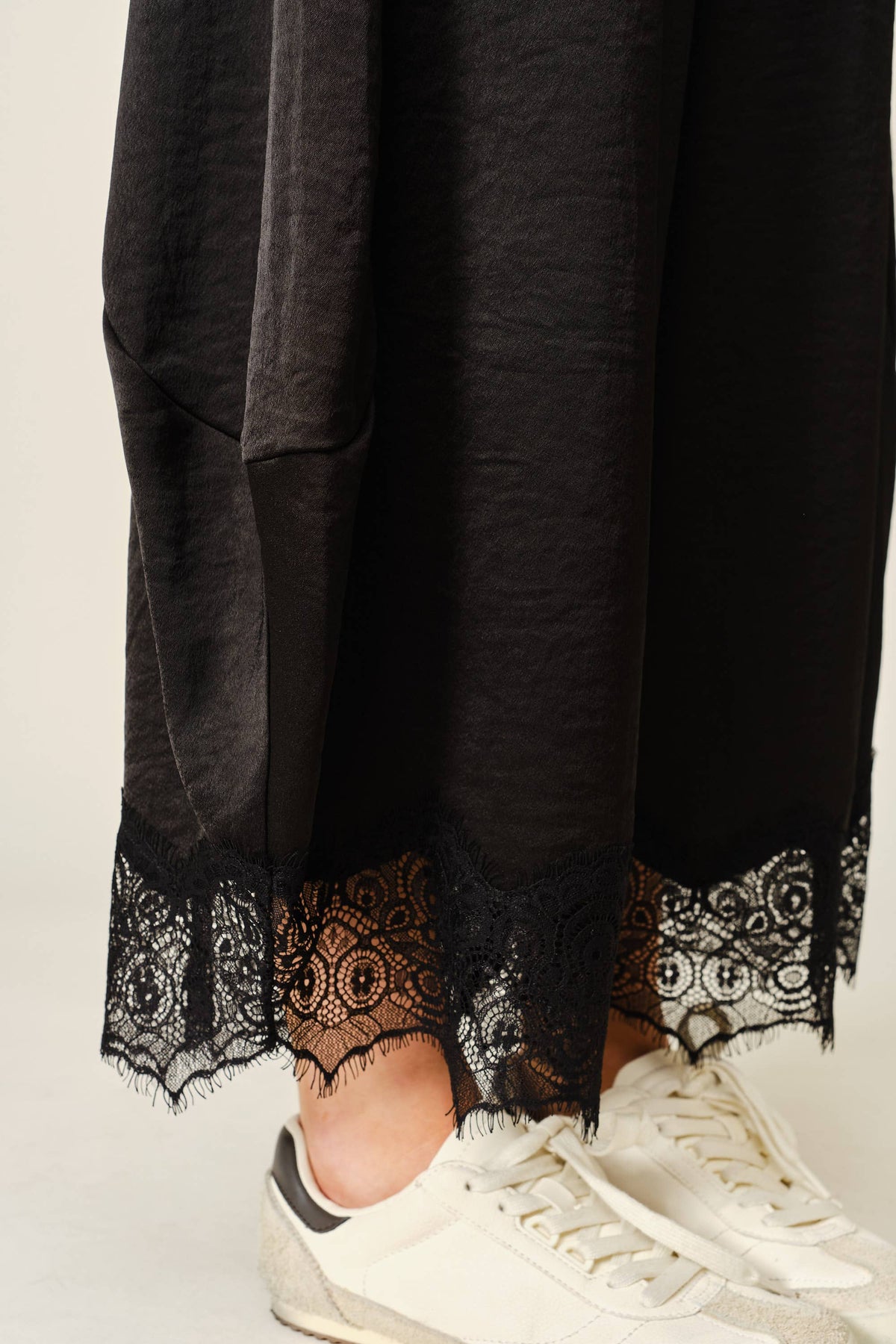The Noir Lace Barrel Pant