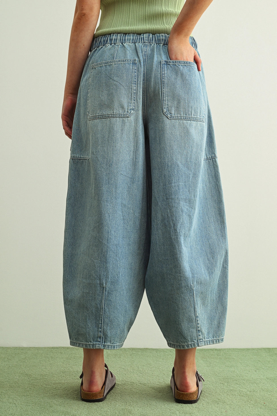 Lazy River Barrel Jeans