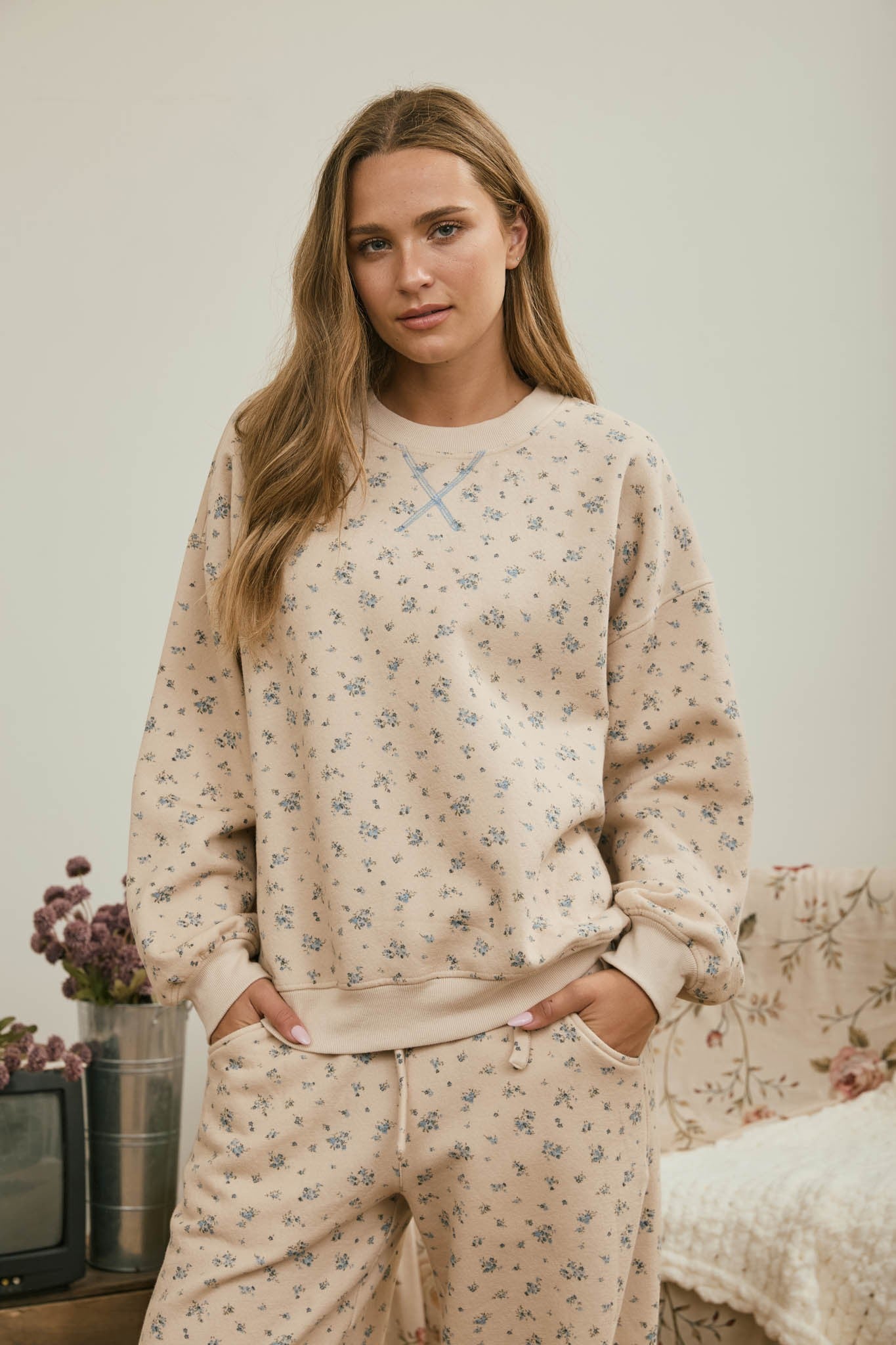 Perry Ditsy Floral Lounge Sweatshirt