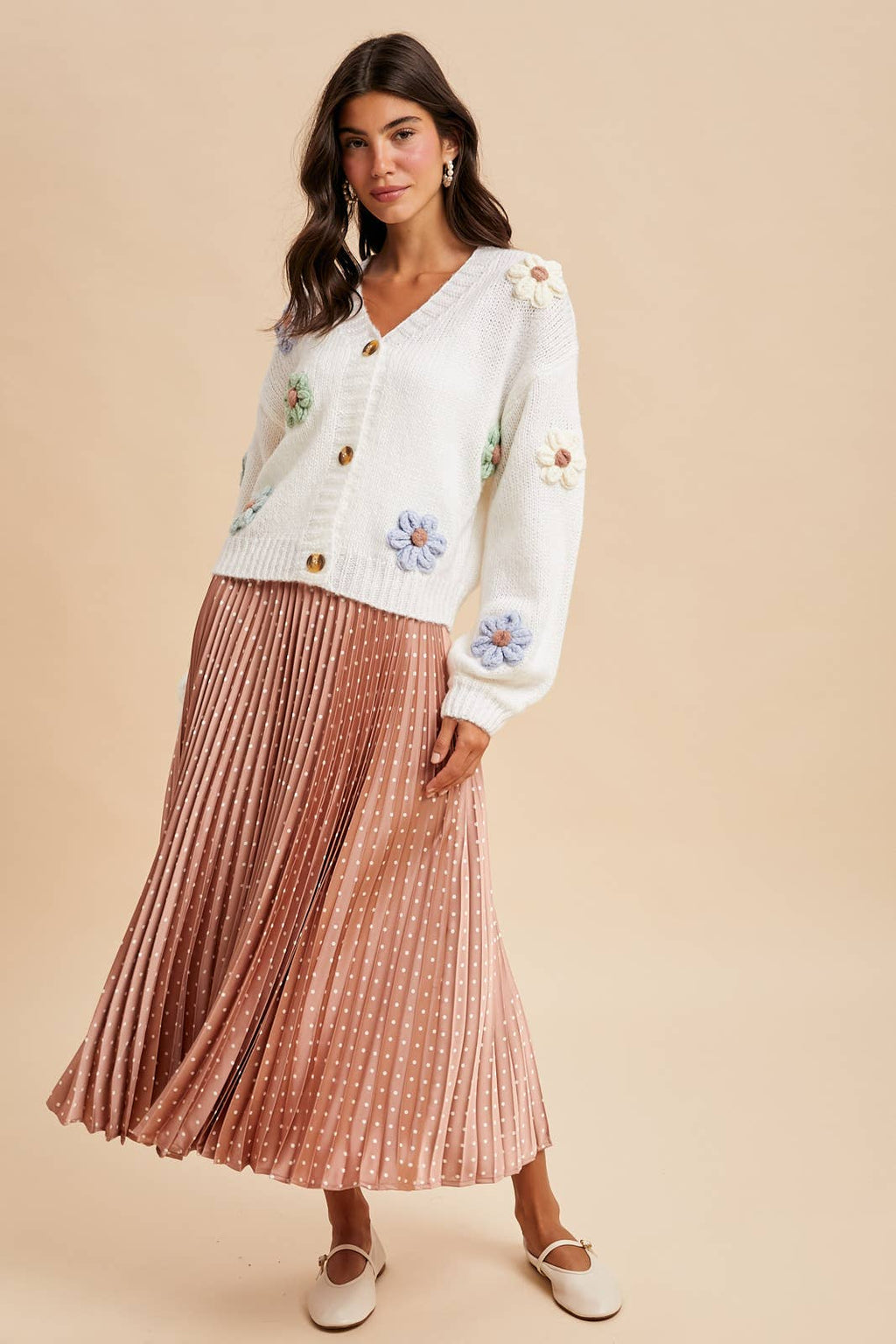 Oakley Floral Appliqué Cardigan in Ivory