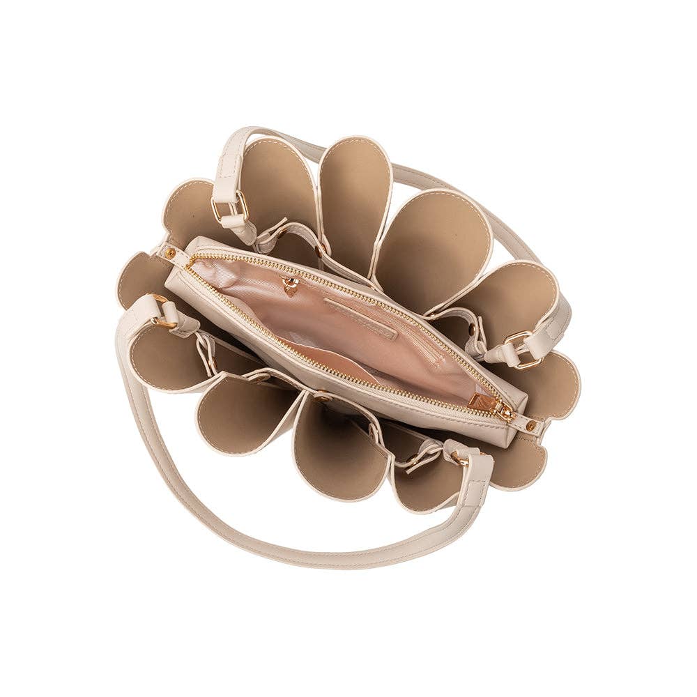 Shellie Shoulder Bag in Bone