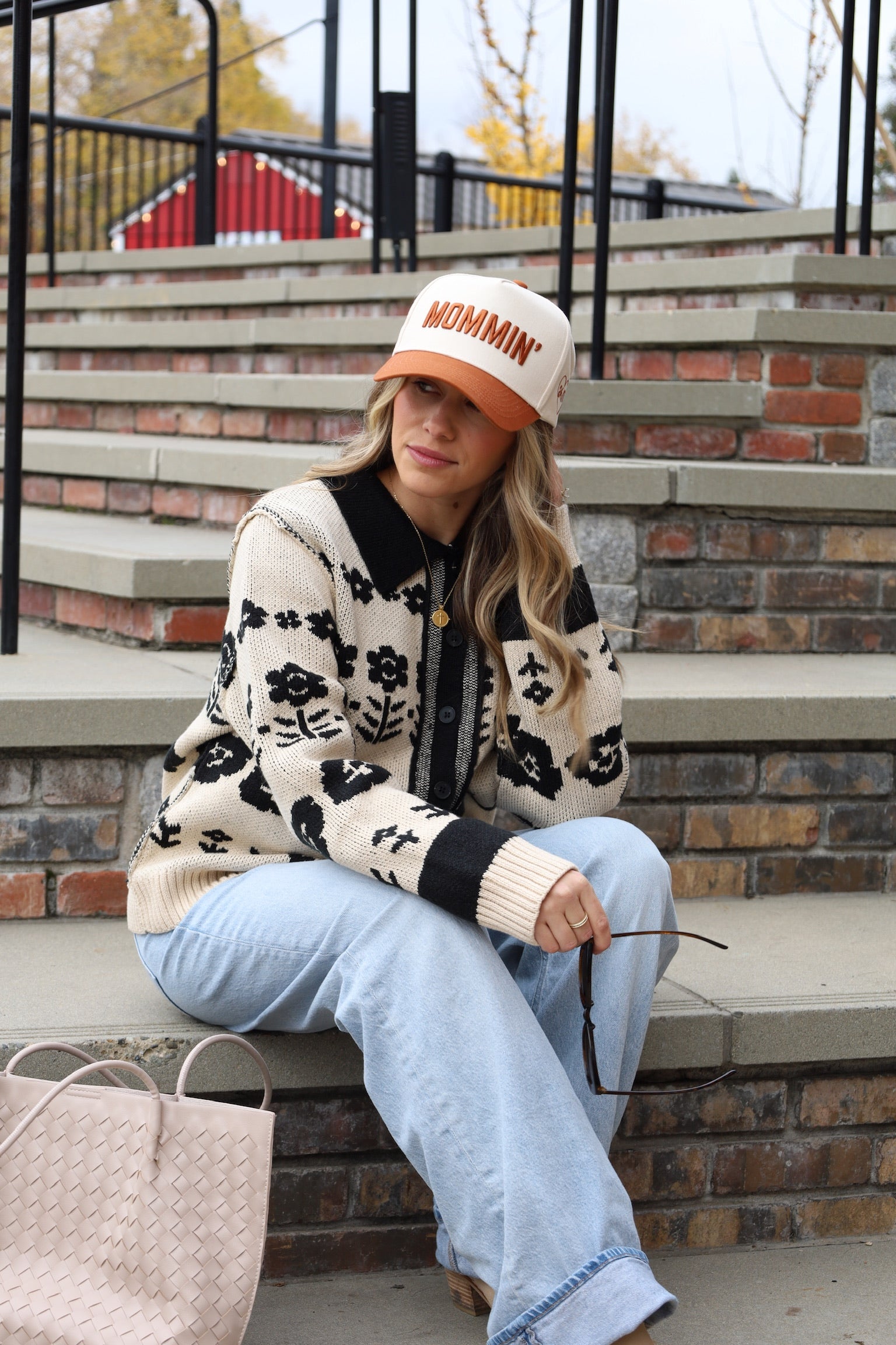 MOMMIN’ Hat