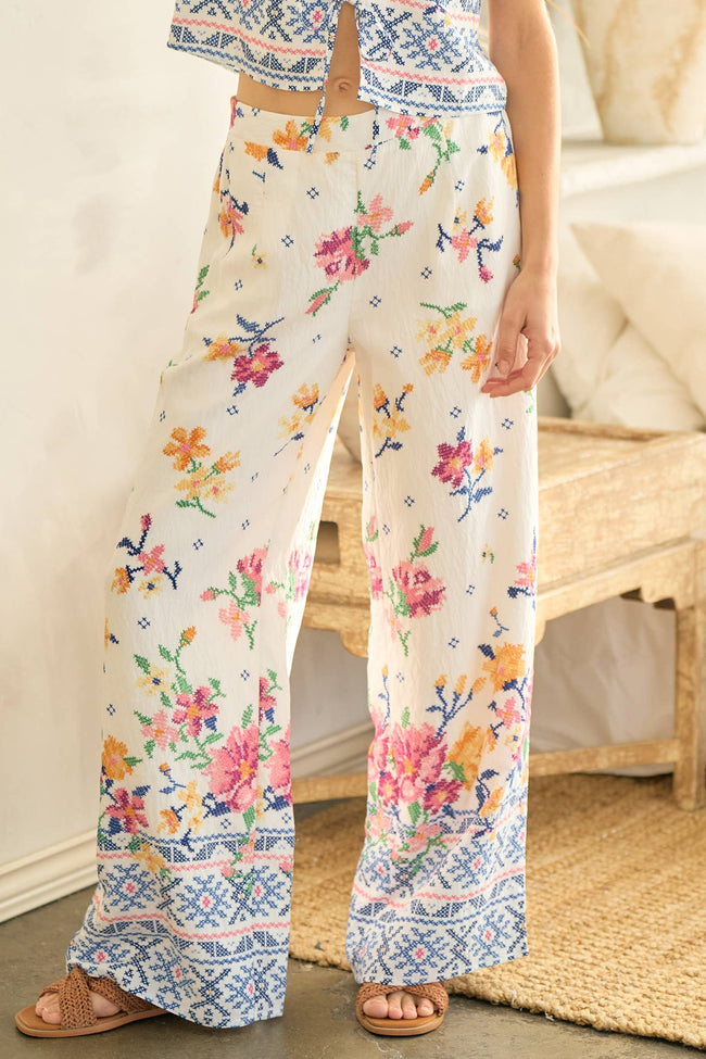 Capri White Floral Print Pants