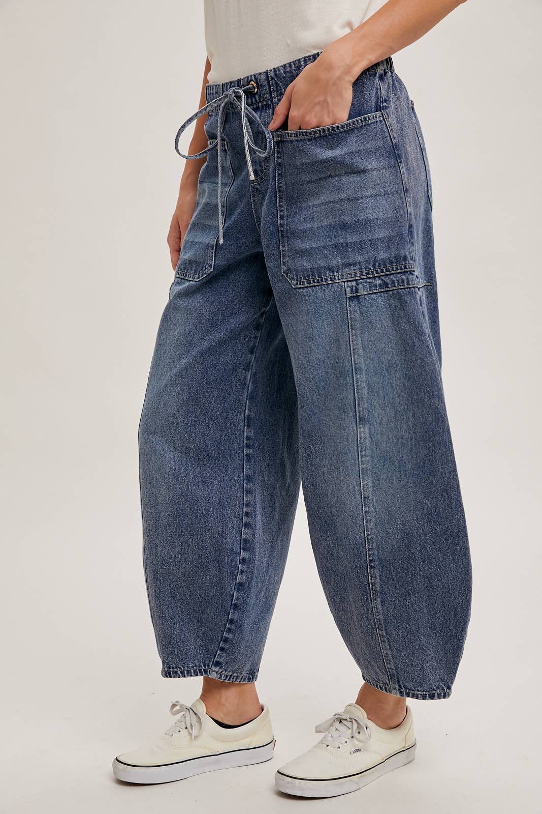 Jayden Drawstring Barrel Jeans