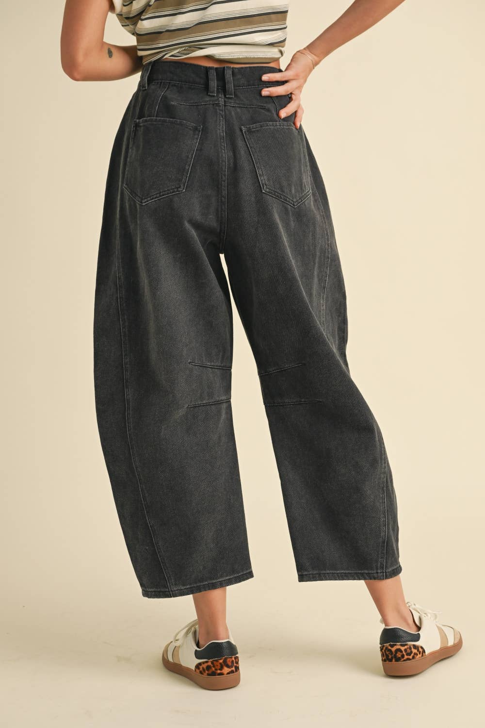 Melody Black Barrel Pants