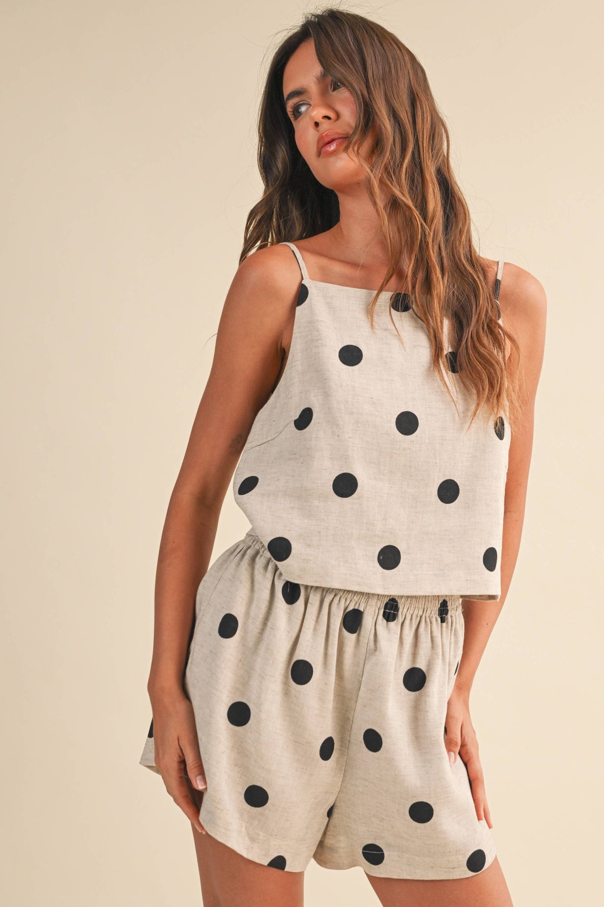 Dots All, Folks Set