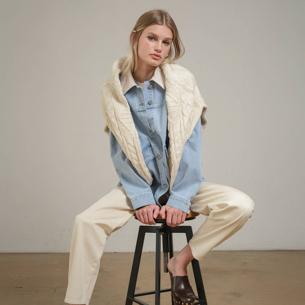 Cream Collar Contrast Light Wash Denim Jacket