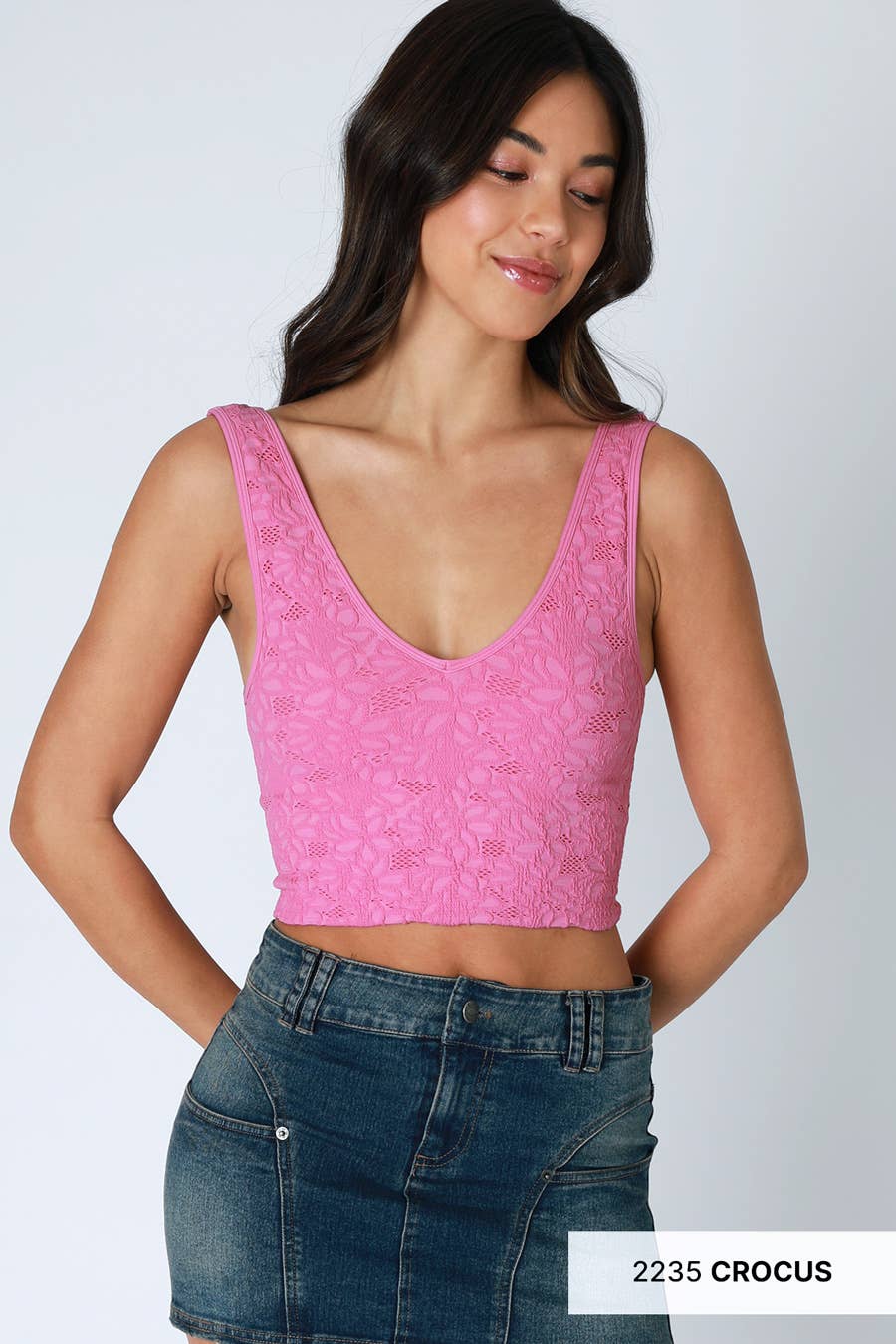 Lace V Neck Tank Top in Camellia