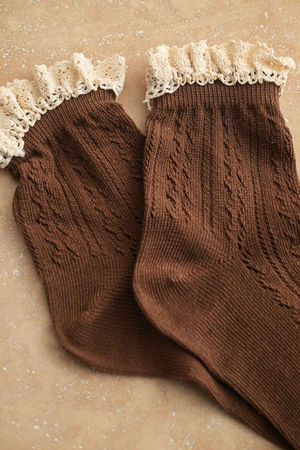 Crochet Trim Ankle Sock in Mocha