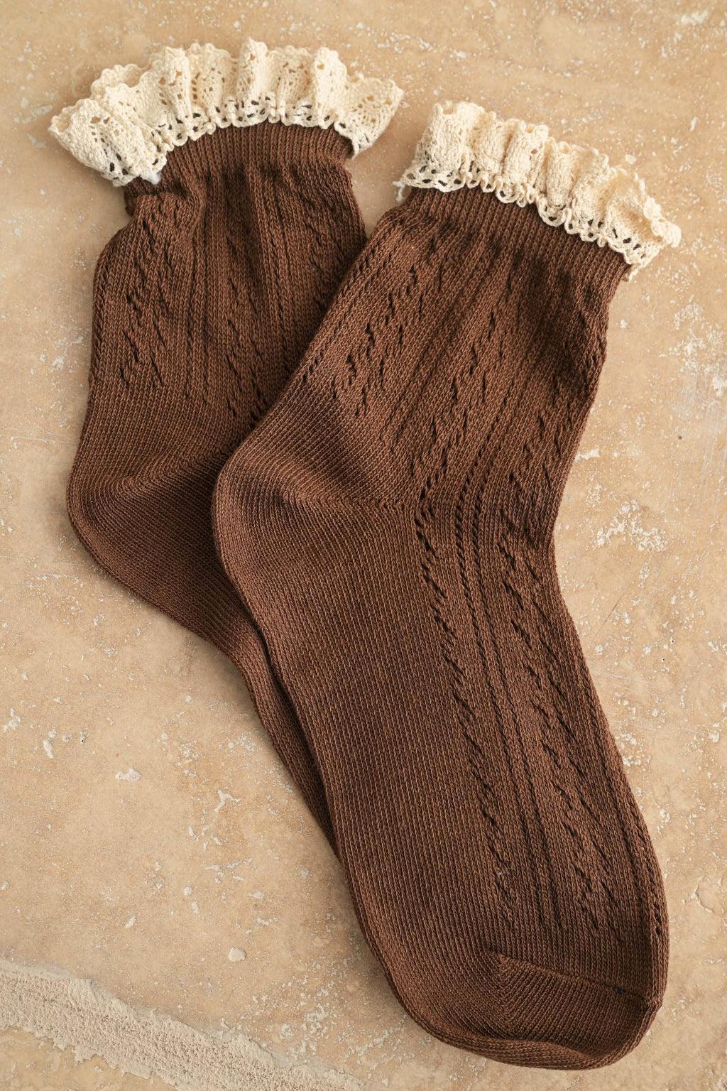Crochet Trim Ankle Sock in Mocha