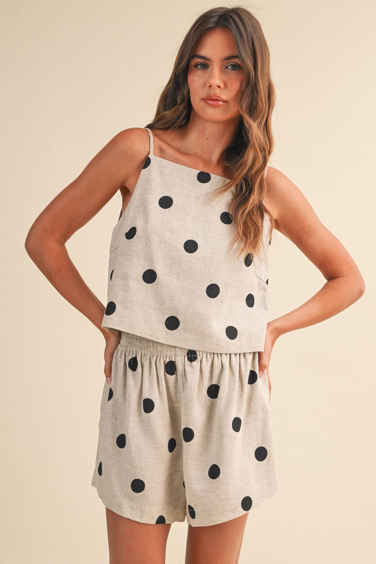 Dots All, Folks Set