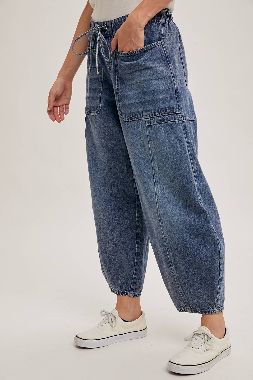 Jayden Drawstring Barrel Jeans