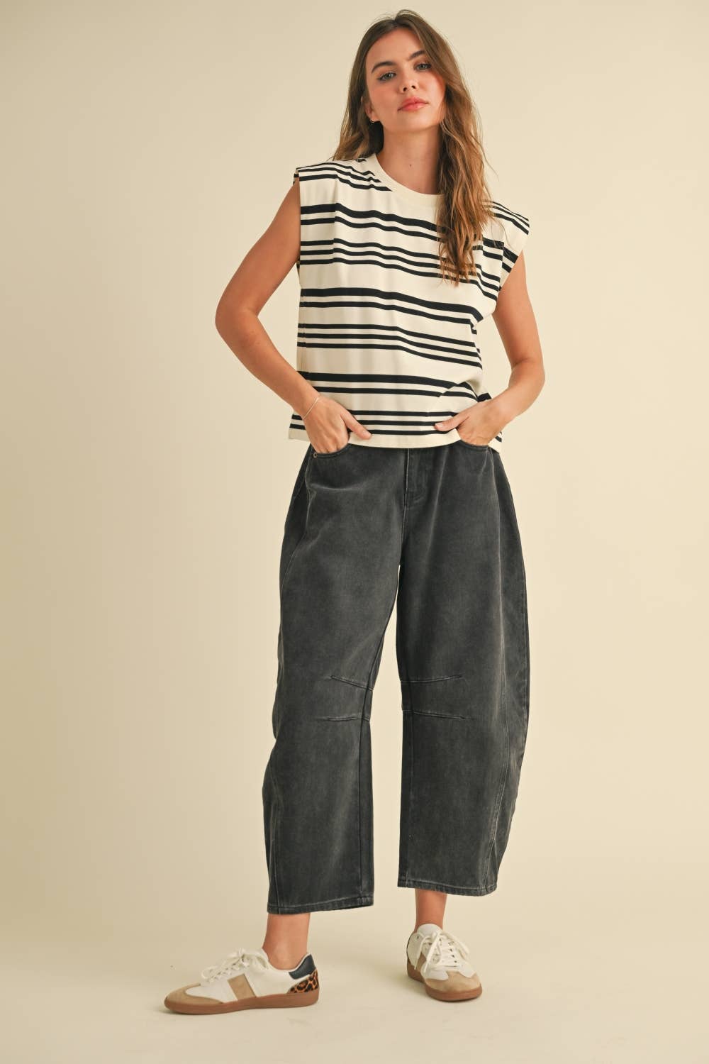 Melody Black Barrel Pants